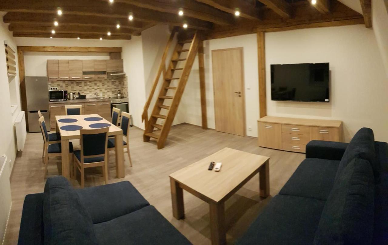 Apartmany Meandry Mimon Exterior foto